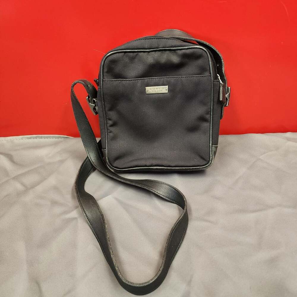 Coach New York Vintage Black Nylon and Leather Crossbody Messenger Bag